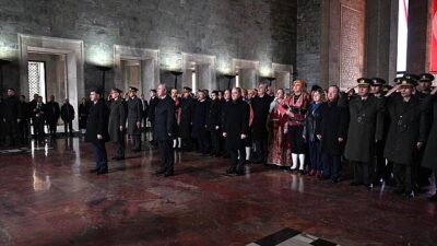 ANKARA Valisi Vasip Şahin ve beraberindeki il protokolü, Mustafa Kemal