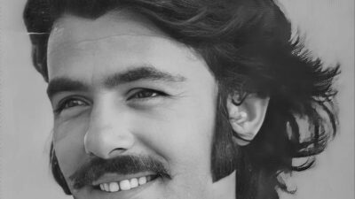 79 yaşında hayatını kaybeden Ferdi Tayfur, Yeniköy Mezarlığı'nda toprağa verildi.