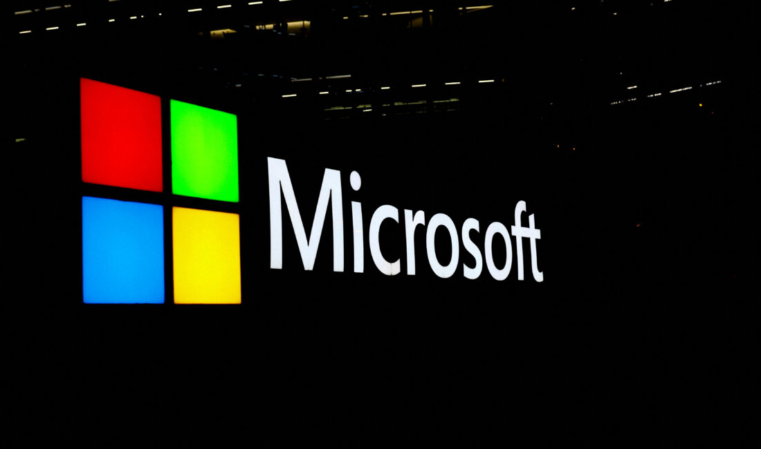 Microsoft, 2025'te yapay zeka destekli veri merkezleri için 80 milyar