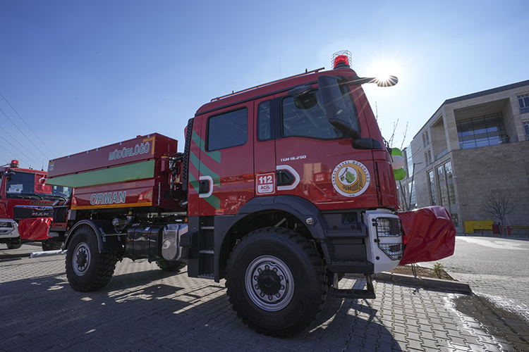 Tarım ve Orman Bakanı İbrahim Yumaklı, "Orman yangınlarıyla mücadele için