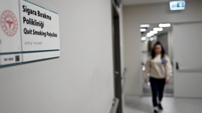 Sağlık Bakanlığının 7 gün 24 saat canlı destek hizmeti veren