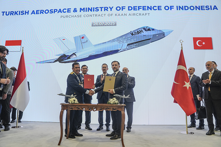 Cumhurbaşkanlığı Savunma Sanayii Başkanlığı tarafından başlatılan ve Türk Havacılık Uzay