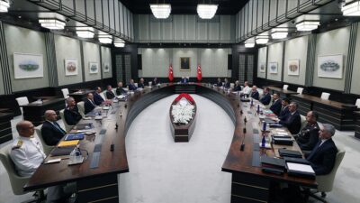 MGK bildirisinde, Türkiye'nin ayaklarına vurulmak istenen terör prangasının sökülüp atılmasıyla