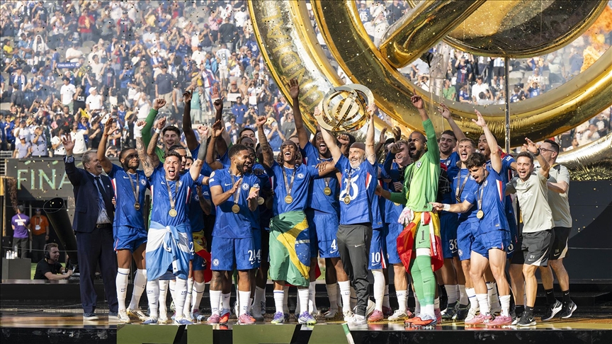 2025 FIFA Kulüpler Dünya Kupası finalinde Paris Saint-Germain'i (PSG) 3-0