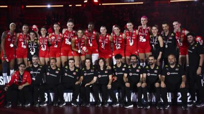 2025 FIVB Dünya Şampiyonası'nın finalinde İtalya'ya 3-2 yenilen A Milli