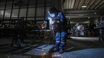 Türkiye ekonomisi yılın ikinci çeyreğinde yüzde 4,8 ile beklentilerin üzerinde