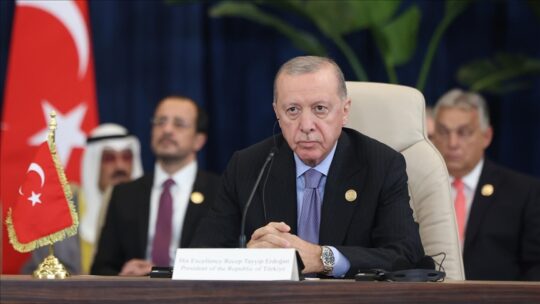 Cumhurbaşkanı Erdoğan “Şarm el-Şeyh Anlaşması”nın imza törenine katıldı
