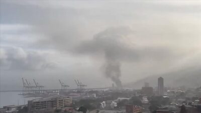 Venezuela'nın başkenti Caracas'ta en az 7 patlama sesi duyuldu. Trump,