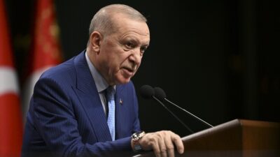 Cumhurbaşkanı Recep Tayyip Erdoğan, "Okullarımızın güvenliği meselesi önceliklerimizin en başındadır.