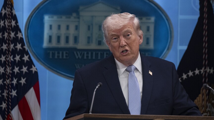 ABD Başkanı Trump, Hürmüz Boğazı'nın tamamen açılması şartıyla İran'la iki