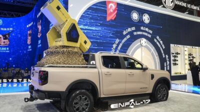 Makine ve Kimya Endüstrisi AŞ (MKE) tarafından alçak irtifada uçan
