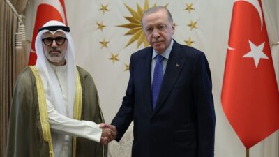 Cumhurbaşkanı Recep Tayyip Erdoğan, Kuveyt Dışişleri Bakanı Cerrah el-Ahmed es-Sabah'ı