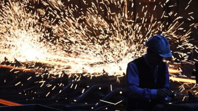 Türkiye ekonomisi, yılın ilk çeyreğinde yüzde 2,5 büyüme gösterdi.
