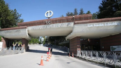 Anadolu Üniversitesi Açıköğretim Fakültesinin farklı alanlarda eğitim almak veya mevcut