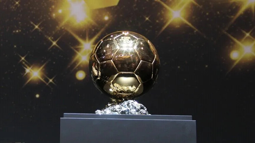 Yılın futbolcusuna verilen "Altın Top" (Ballon d'Or) ödülü için 2026