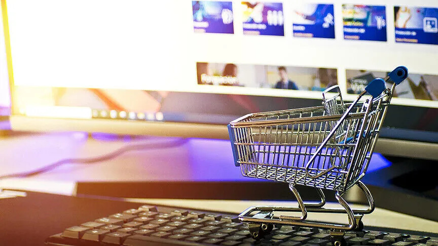 Ticaret Bakanı Ömer Bolat, Türkiye'de e-ticaret hacminin 2025 itibarıyla 4,5
