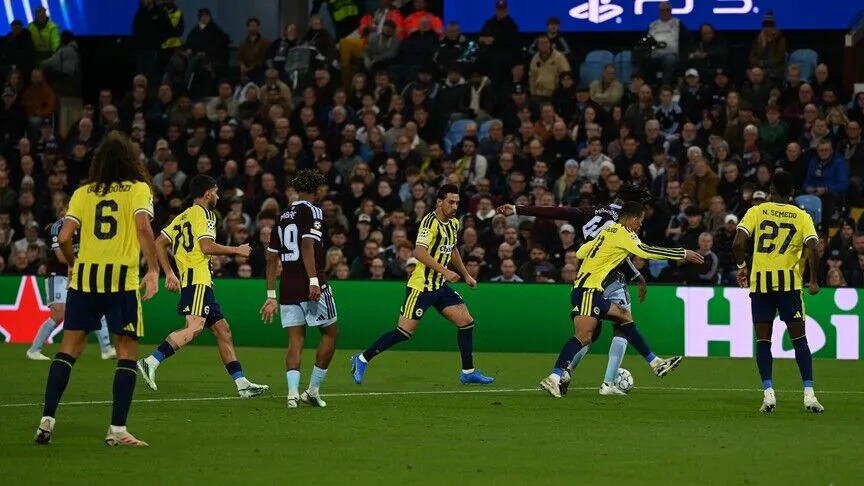 Fenerbahçe, UEFA Şampiyonlar Ligi'nde deplasmanda Aston Villa'ya 6-0 yenildi.
